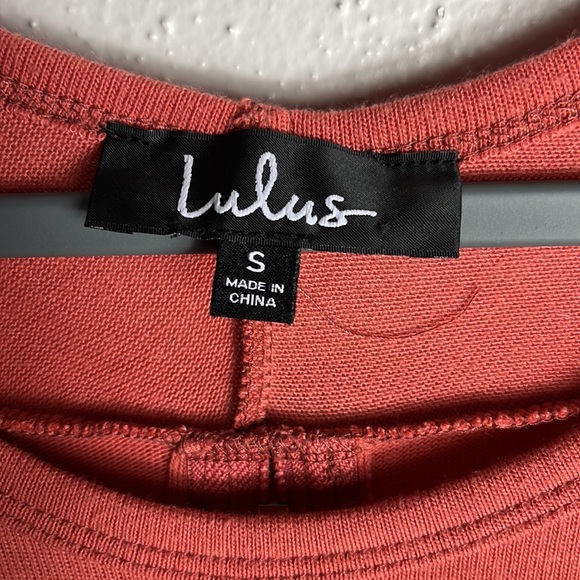 Lulus dusty rose zip to my Lou top size Small gold zip back high low - Picture 6 of 11